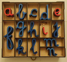 Carica l'immagine nel visualizzatore di Gallery, Alfabeto Mobile Corsivo c/cassetto estraibile